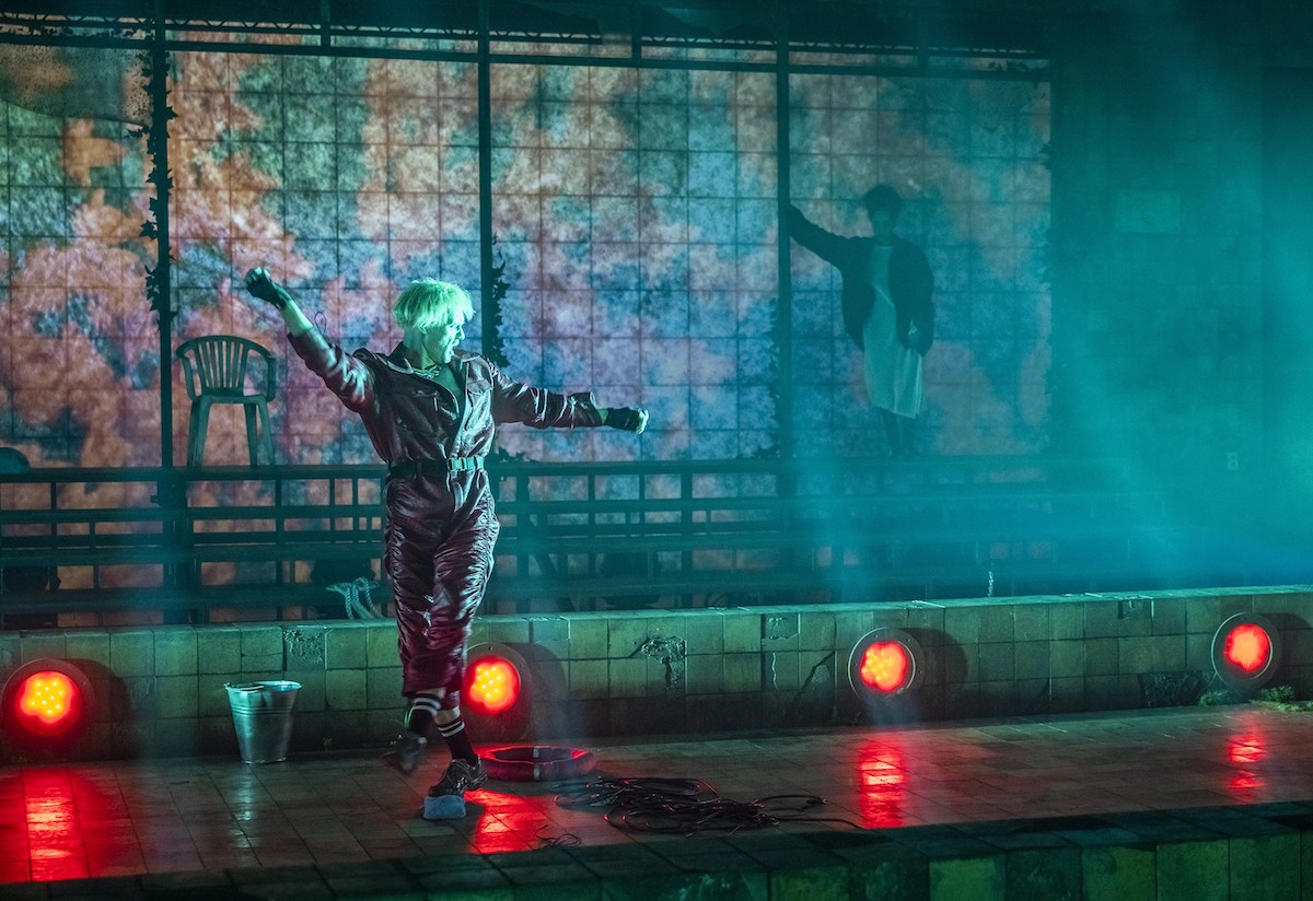 Der Sturm – Schauspiel Leipzig – Adewale Teodros Adebisi verleiht Shakespeares Klassiker über Rache und Macht eine emanzipatorische Stoßrichtung